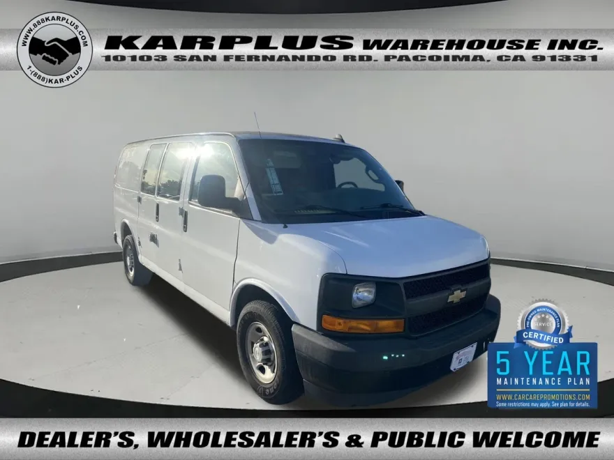 2017 Chevrolet Express Cargo Van photo 1