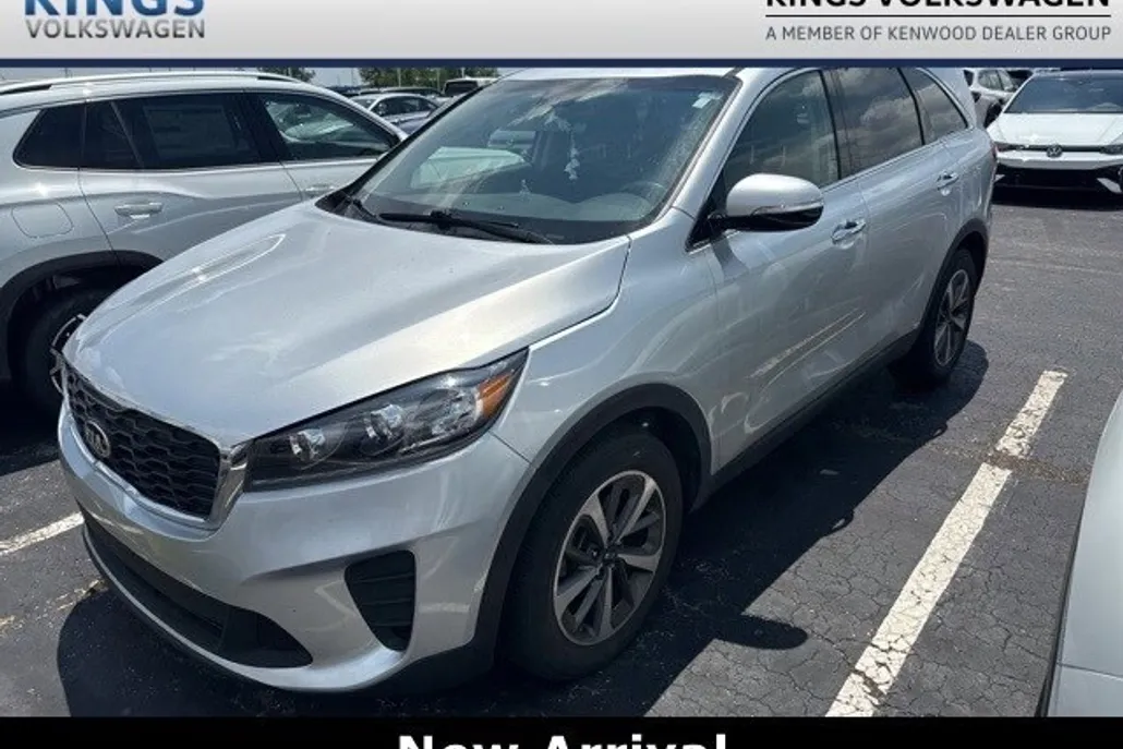 2020 Kia Sorento LX photo 1