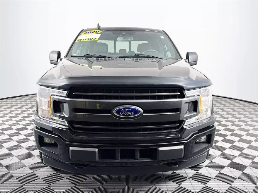 2020 Ford F-150 XLT photo 1