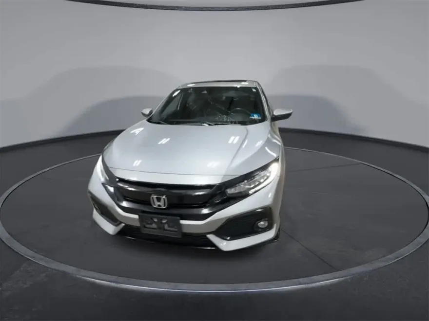 2017 Honda Civic Sport Touring photo 2