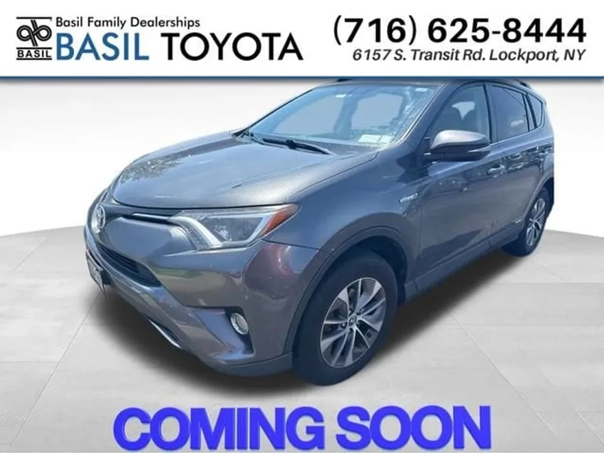 2016 Toyota RAV4 Hybrid XLE photo 1
