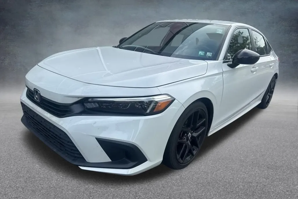 2023 Honda Civic Sport photo 1