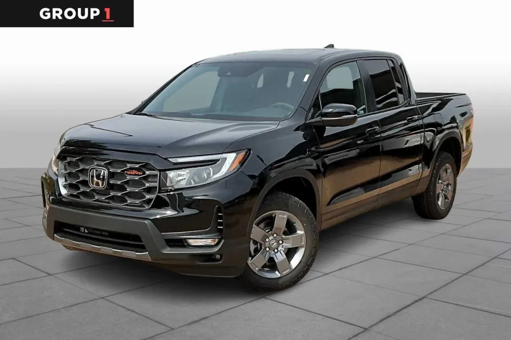 2025 Honda Ridgeline TrailSport photo 1