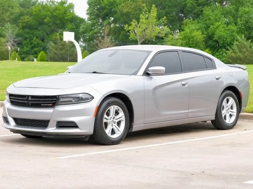 2018 Dodge Charger SXT photo 1