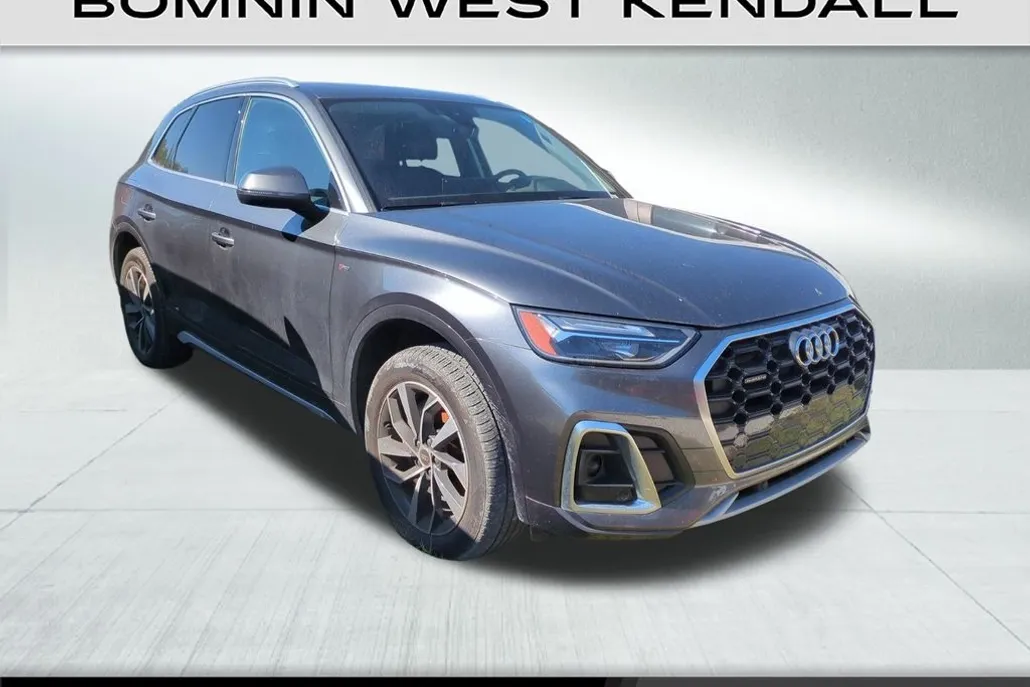 2023 Audi Q5 45 S line Premium photo 1