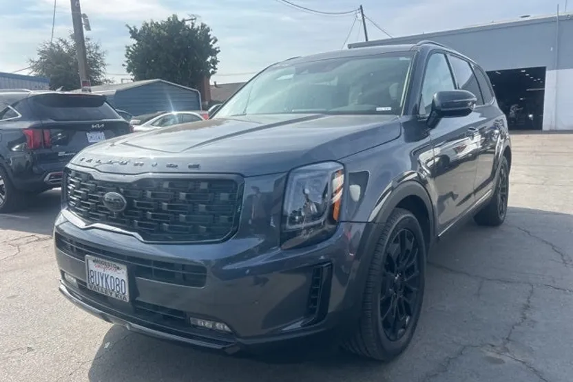 2021 Kia Telluride SX photo 1