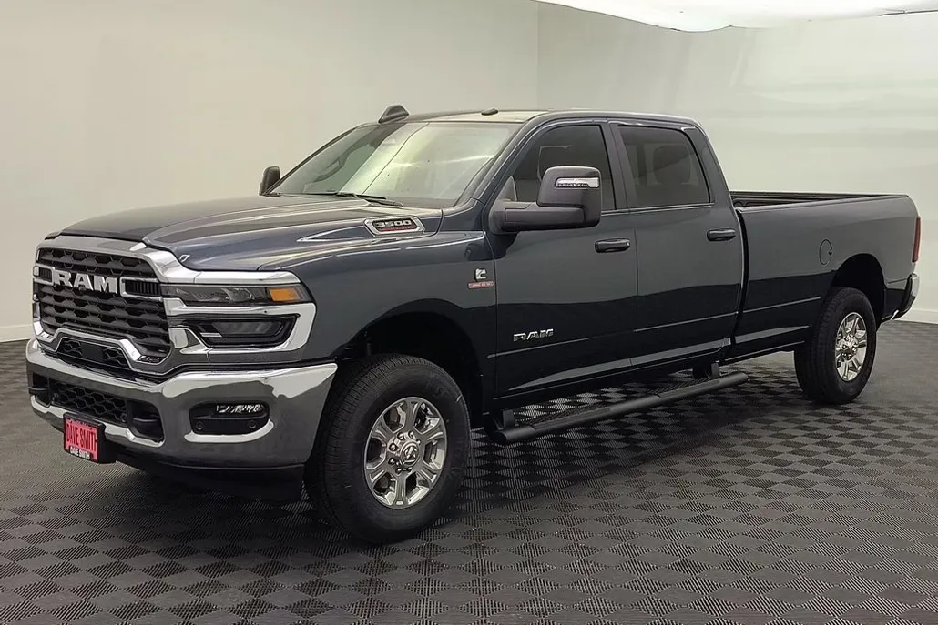 2025 Ram 3500 Big Horn photo 1