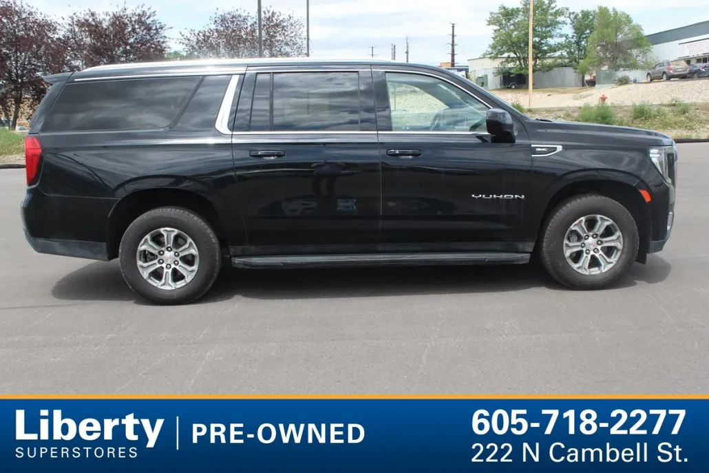 2023 Gmc Yukon XL SLE photo 1