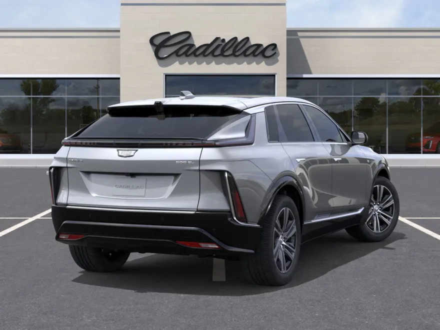 2025 Cadillac Lyriq Luxury photo 1