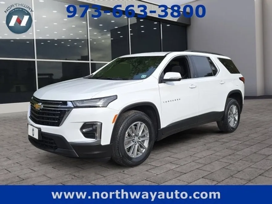 2023 Chevrolet Traverse Cloth photo 1