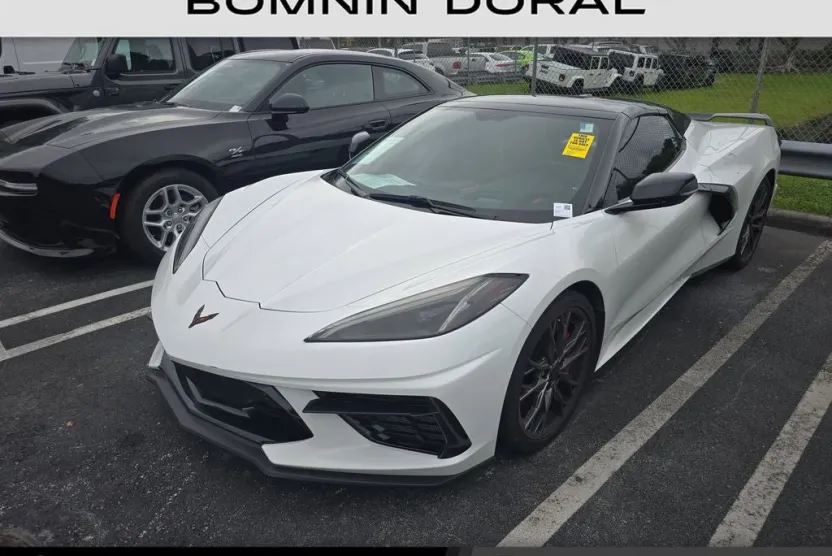 2023 Chevrolet Corvette Stingray 2LT photo 1