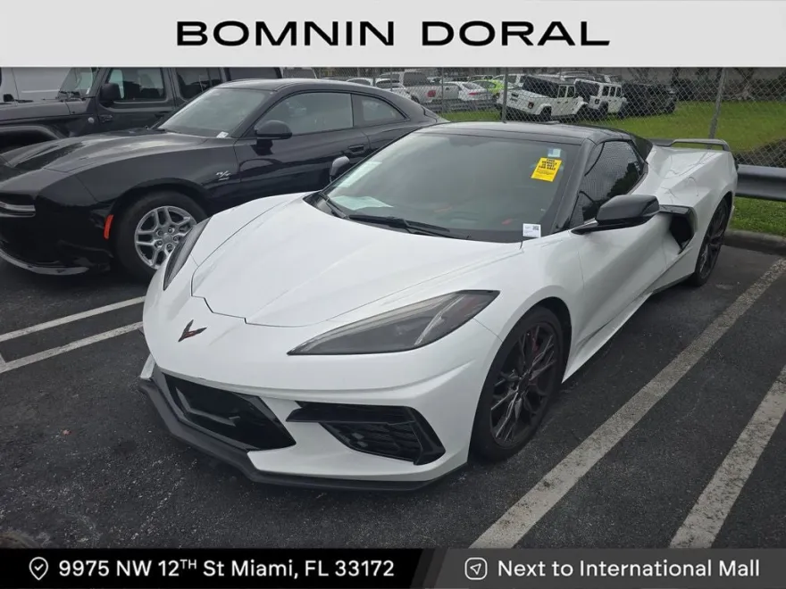 2023 Chevrolet Corvette Stingray 2LT photo 1