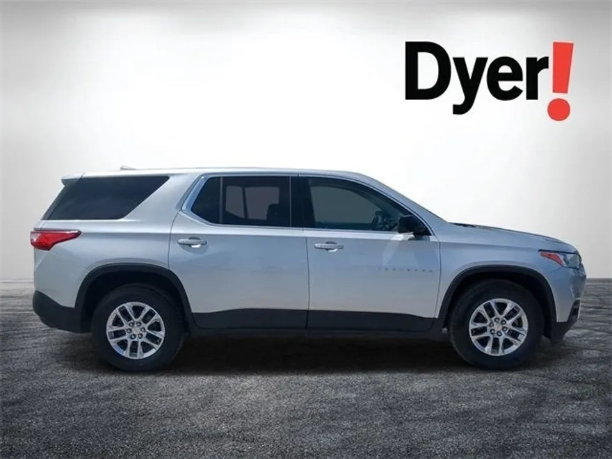 2019 Chevrolet Traverse LS photo 1