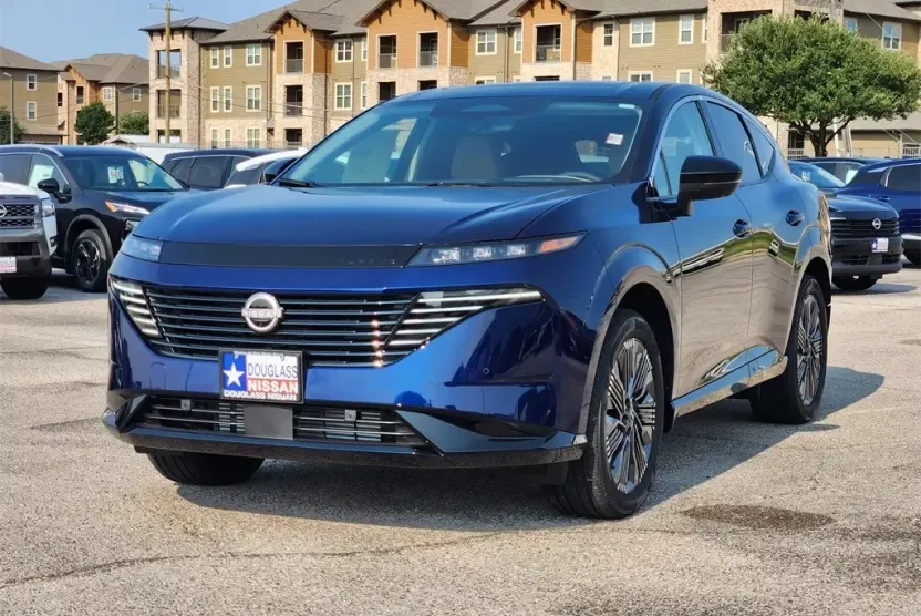 2025 Nissan Murano Platinum photo 1