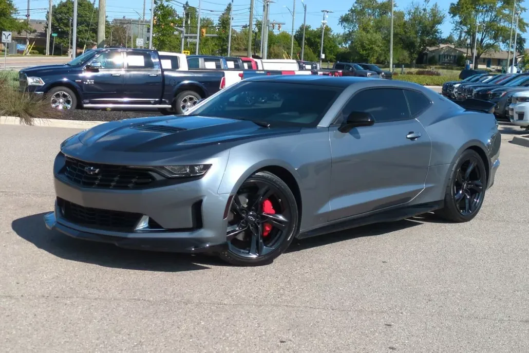 2021 Chevrolet Camaro LT1 photo 1