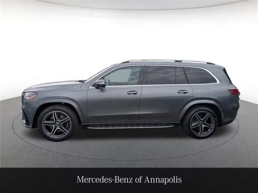 2026 Mercedes Benz GLS 450 4MATIC photo 1