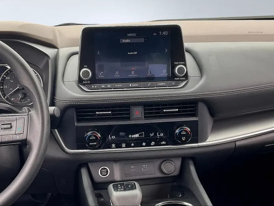 2023 Nissan Rogue SV photo 6