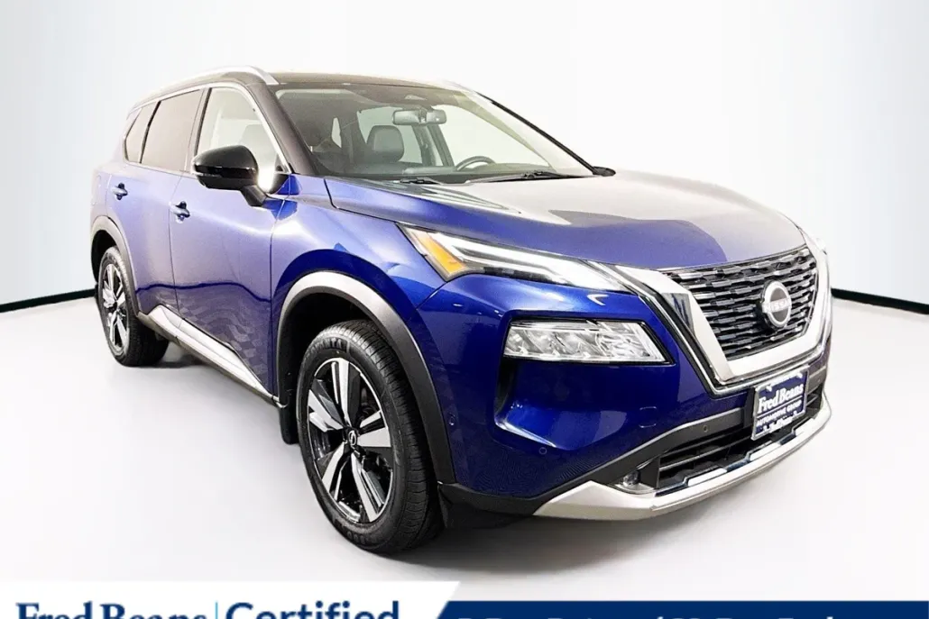 2022 Nissan Rogue Platinum photo 1