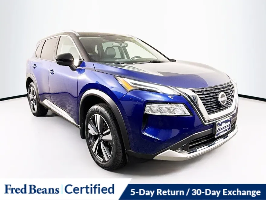 2022 Nissan Rogue Platinum photo 1
