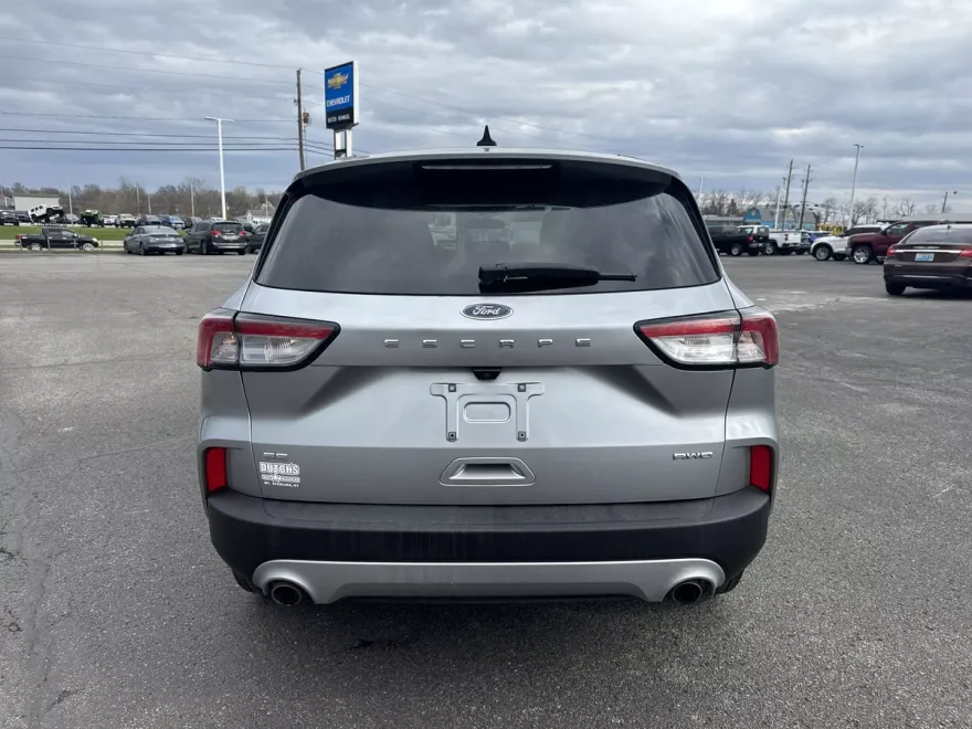 2022 Ford Escape SE photo 1