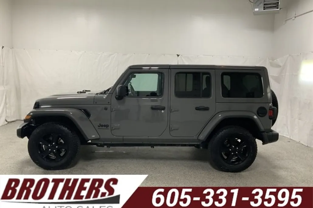 2023 Jeep Wrangler Altitude photo 1