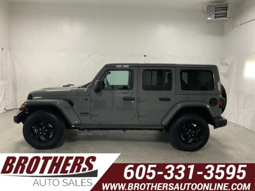 2023 Jeep Wrangler Altitude photo 1
