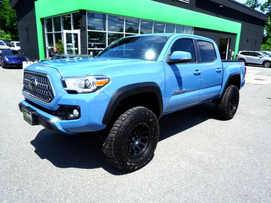 2019 Toyota Tacoma TRD Double Cab photo 1