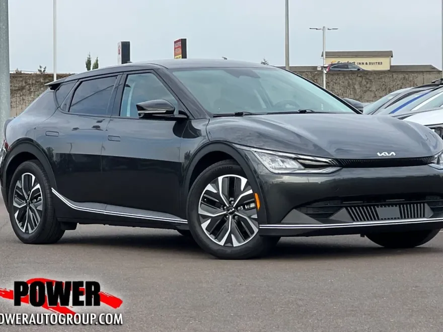 2023 Kia EV6 Light photo 1