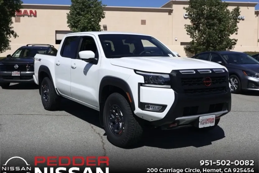 2026 Nissan Frontier Crew Cab PRO-4X photo 1