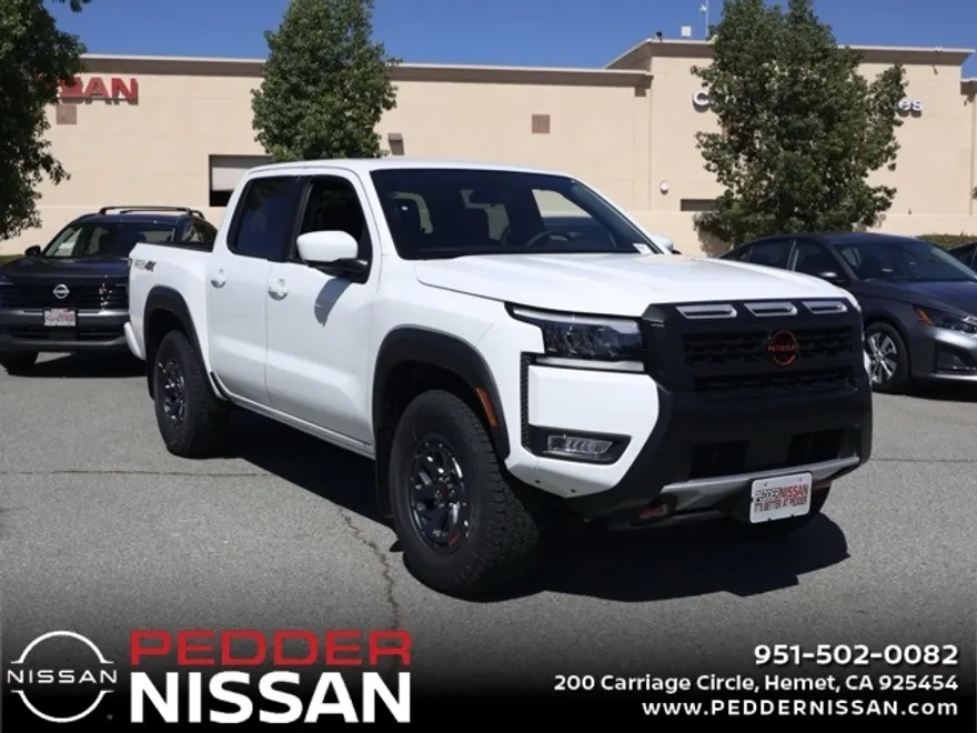 2026 Nissan Frontier Crew Cab PRO-4X photo 1