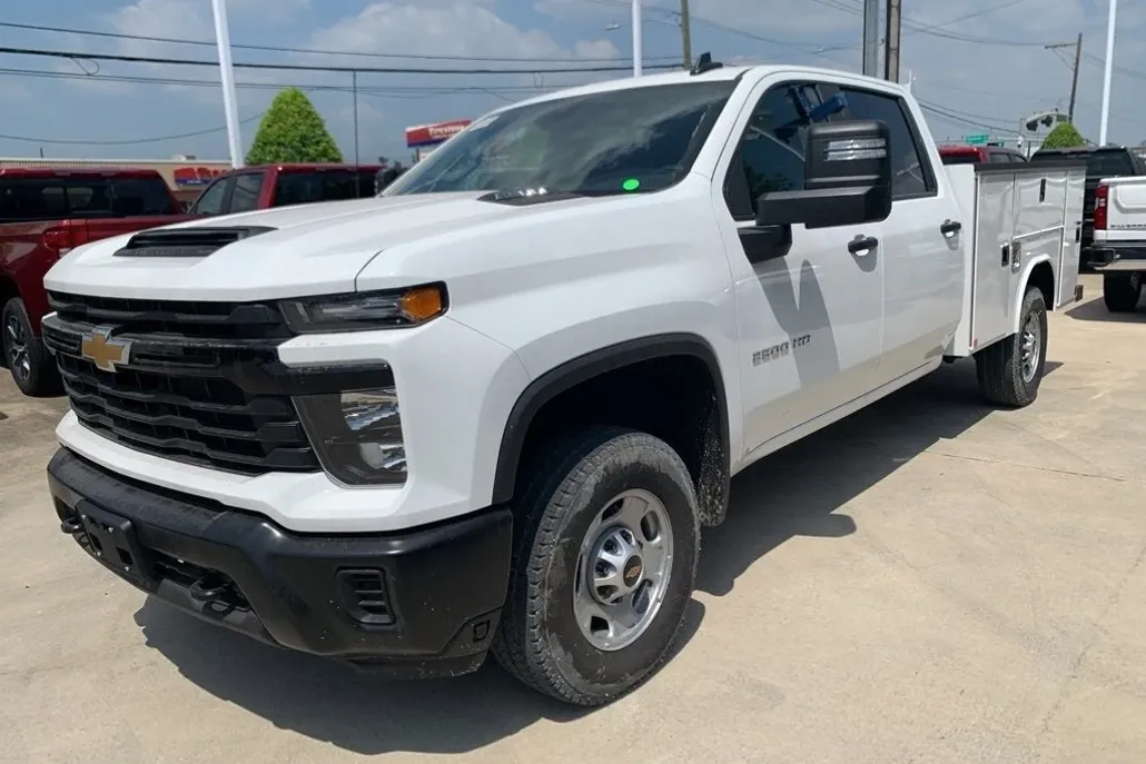 2024 Chevrolet Silverado 2500HD Work Truck photo 1