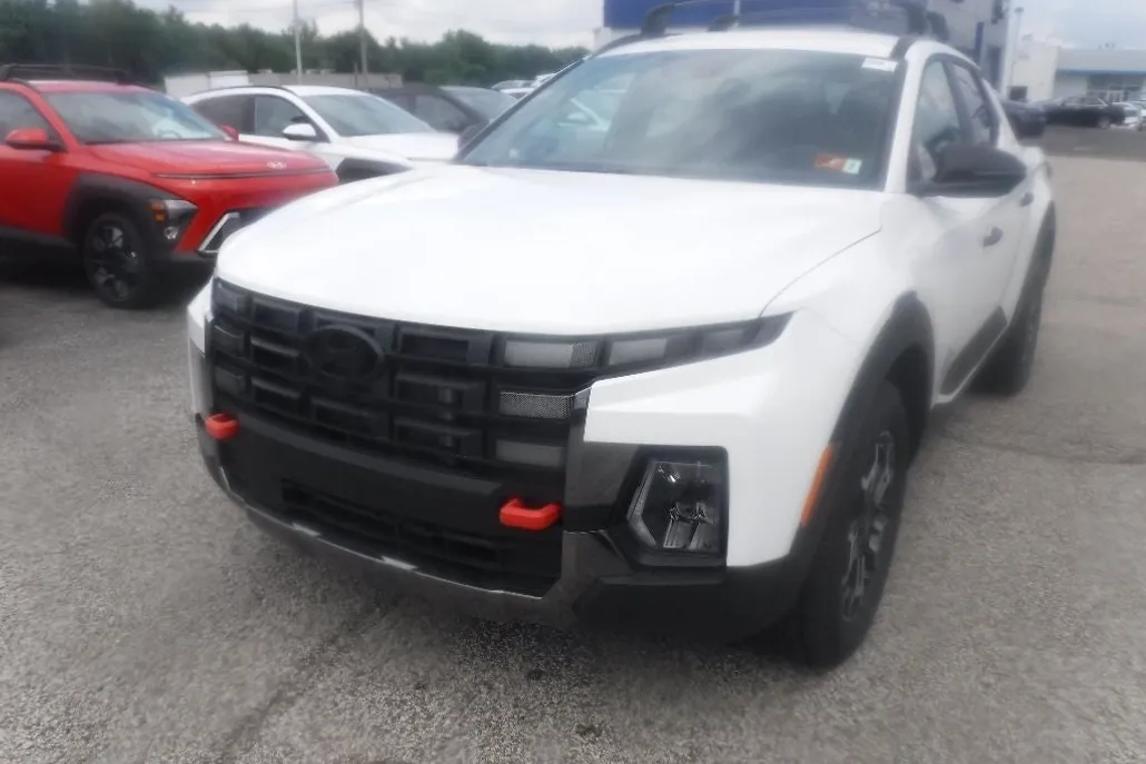 2025 Hyundai Santa Cruz XRT photo 1