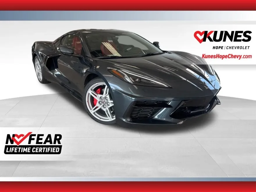 2021 Chevrolet Corvette Stingray 2LT photo 1