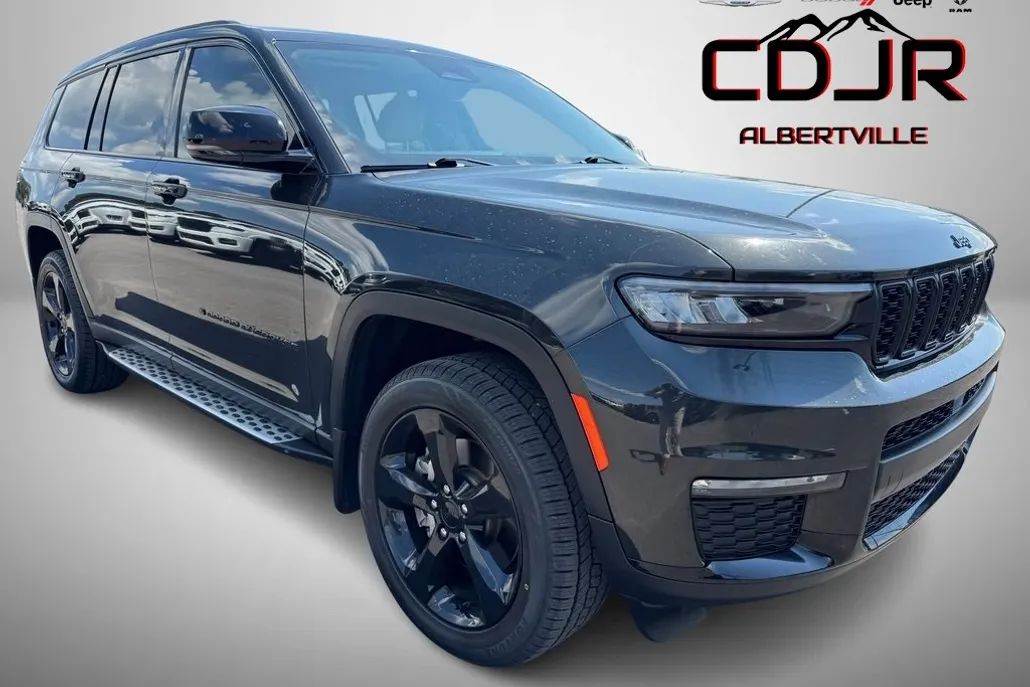 2022 Jeep Grand Cherokee Limited photo 1