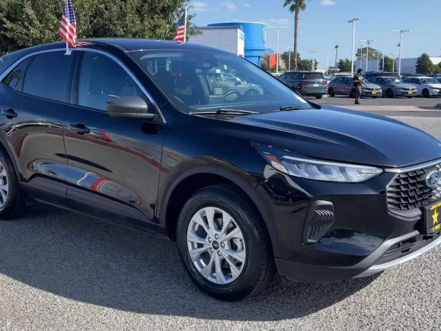 2024 Ford Escape Active photo 1