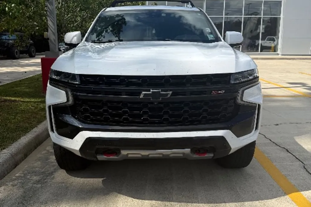 2023 Chevrolet Tahoe Z71 photo 1