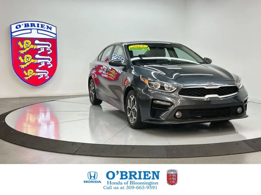 2019 Kia Forte LXS photo 1