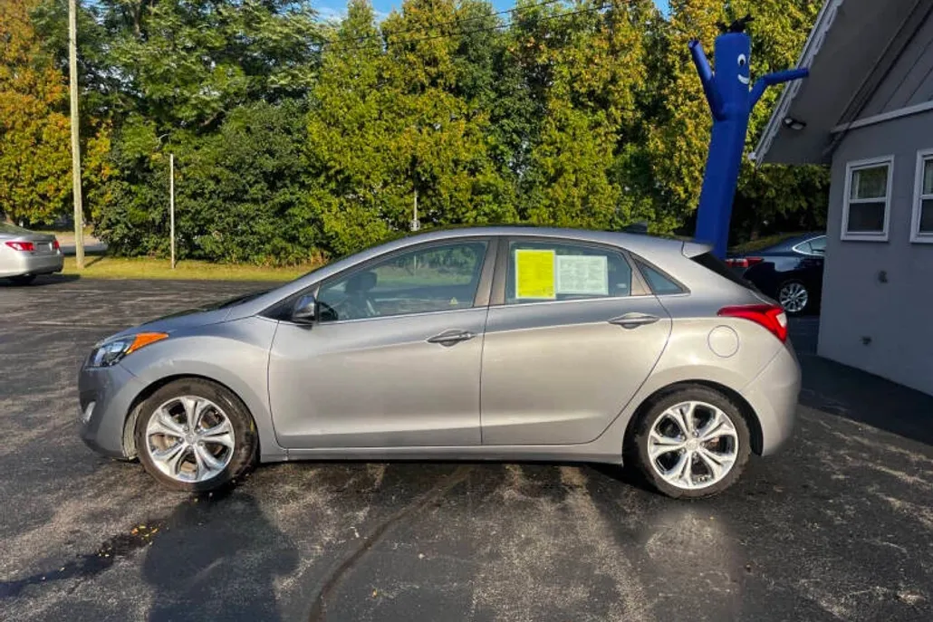 2014 Hyundai Elantra Style Tech photo 1