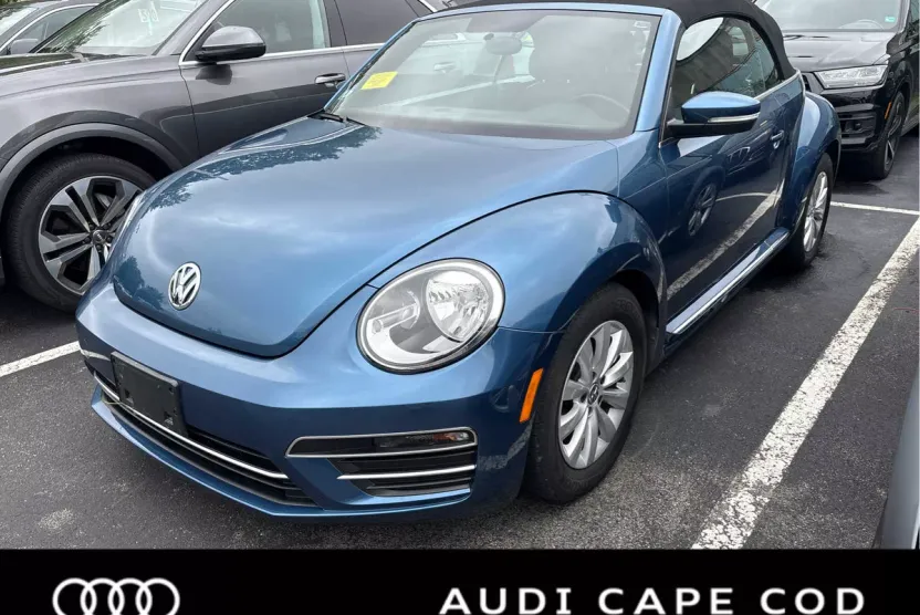 2019 Volkswagen Beetle S Convertible photo 1