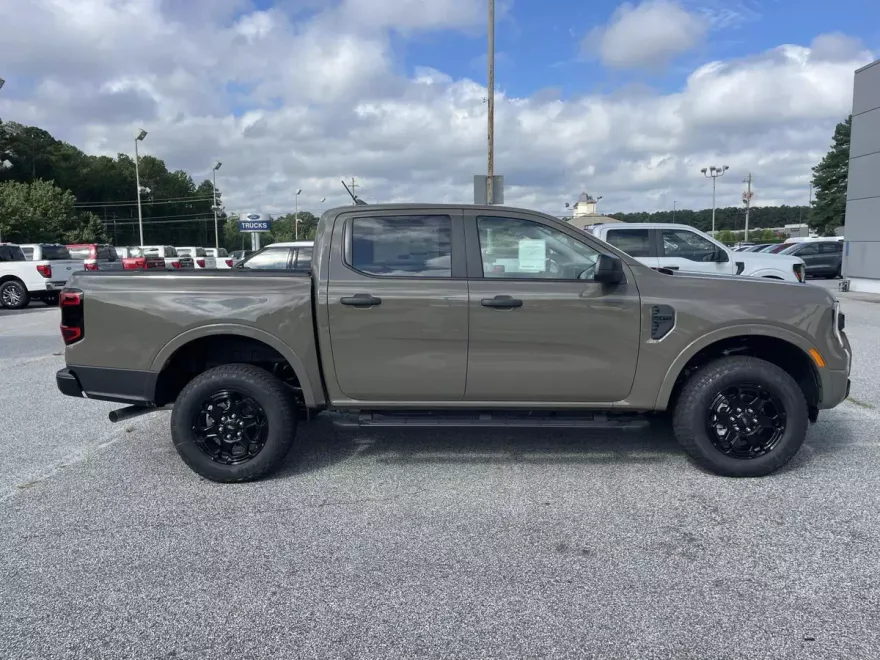 2025 Ford Ranger XLT photo 1