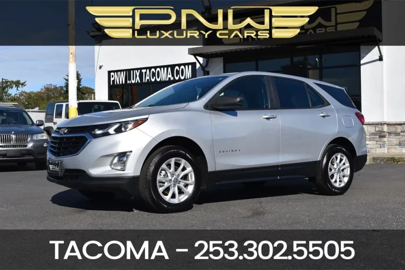 2021 Chevrolet Equinox LS photo 1