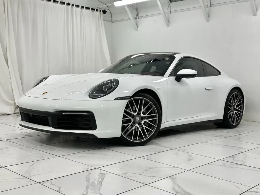 2022 Porsche 911 Coupe photo 1