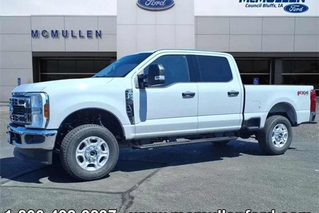 2025 Ford F-250 photo 1