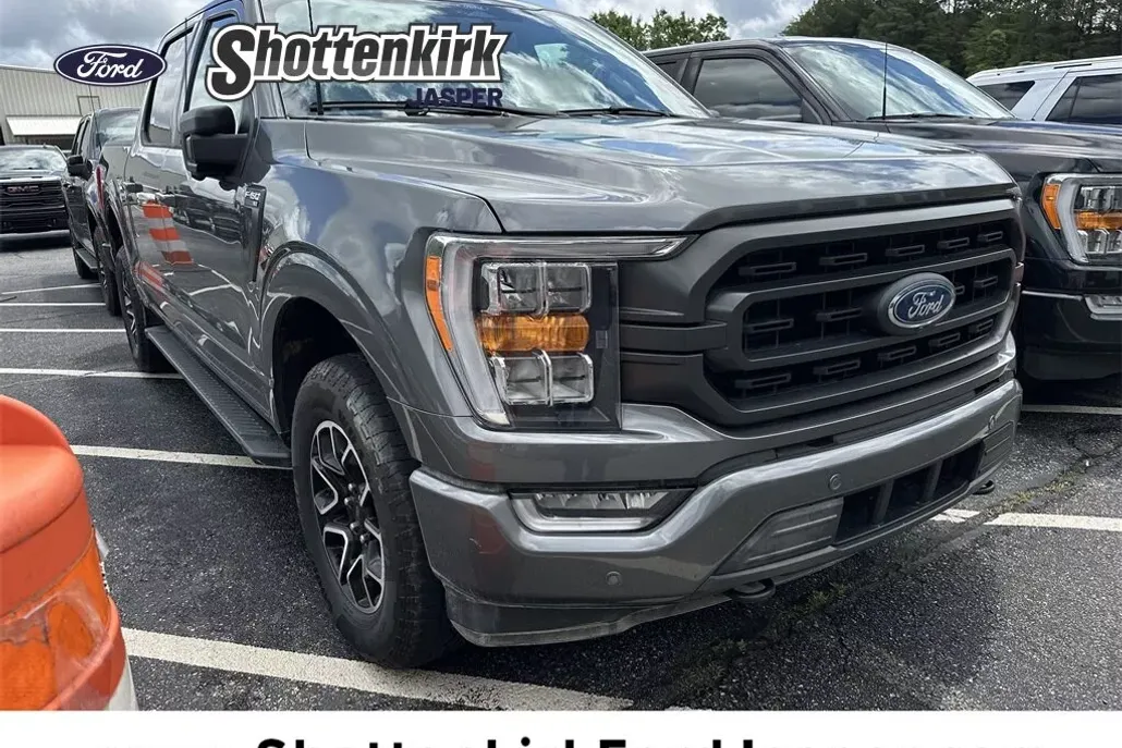 2022 Ford F-150 XLT photo 1