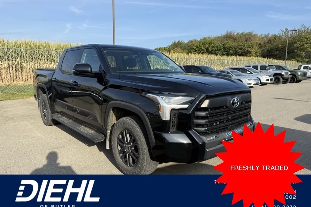 2023 Toyota Tundra SR5 photo 1