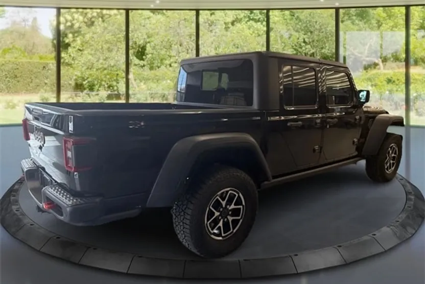 2025 Jeep Gladiator Rubicon photo 1
