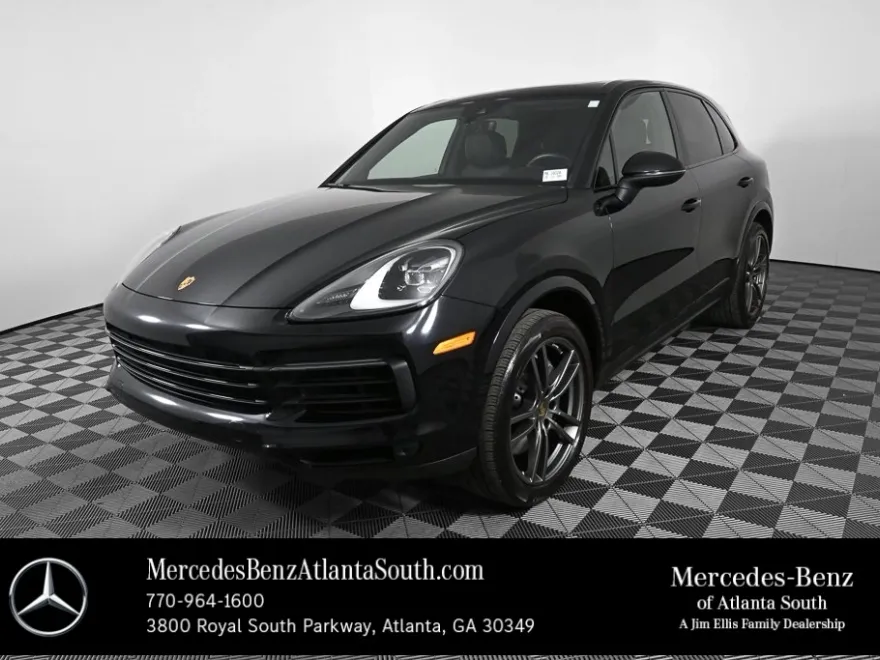 2022 Porsche Cayenne Base photo 1