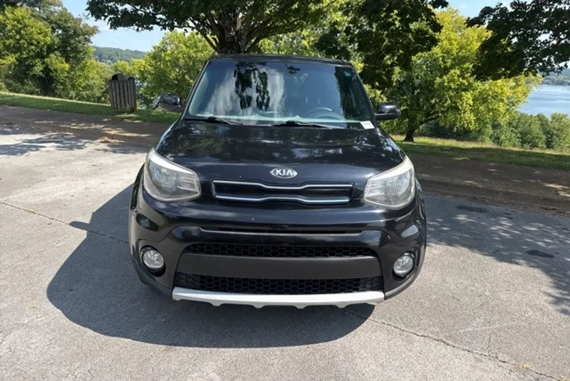 2019 Kia Soul Plus photo 1