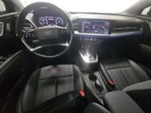 2023 Audi Q4 50 E-tron Prestige photo 4