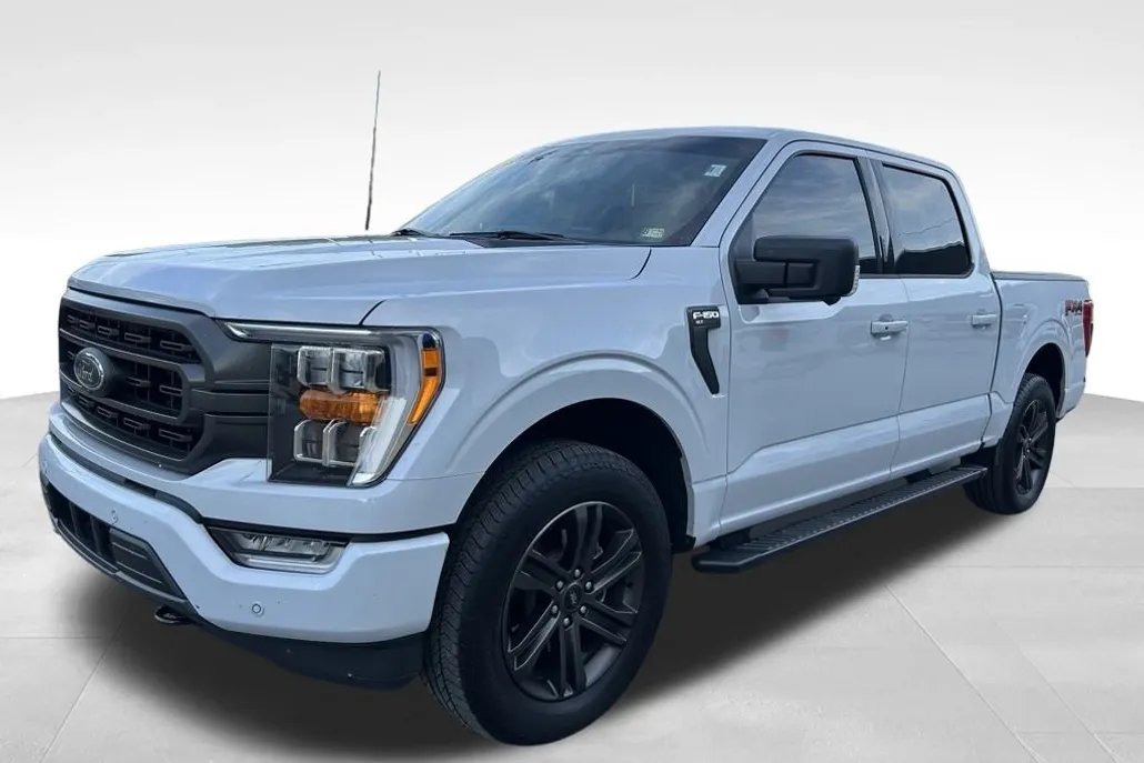 2022 Ford F-150 XLT photo 1